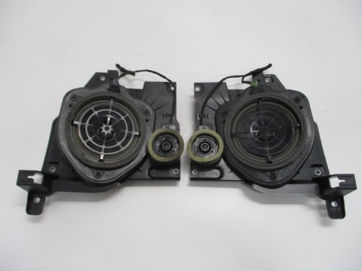 speaker AUDI TT 8S0 15R 8S0035242A rear part