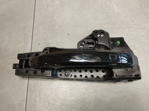 Audi A5 Sportback 8TA handle PRAW APRZOD LY9T 8T02837886