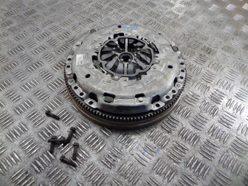 VW AUDI SEAT SKODA clutch wheel flywheel 2.0 TDI 04L141025C