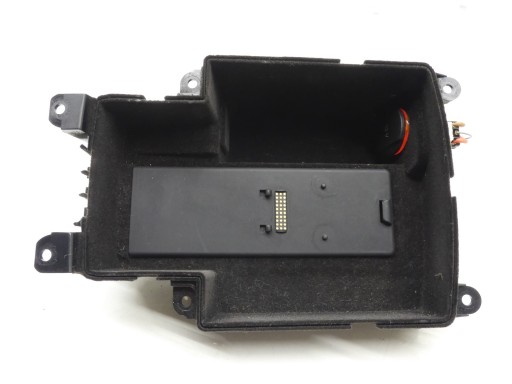 Abdeckung, Hutablage Handschuhfach TUNELU SRODKOWEGO ZAPALNICZKA AUDI A4 B8 A5 8T 8K0864981F