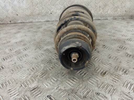 MCPERSON links vorne vorne VOLKSWAGEN NEW BEETLE