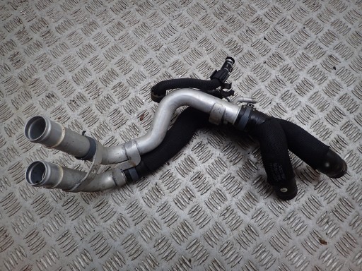 AUDI R8 4S водяная трубка 4S0121064F