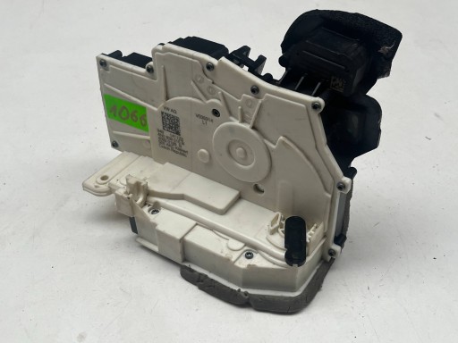 AUDI A8 D5 lock door left rear part 4N0839015B @M