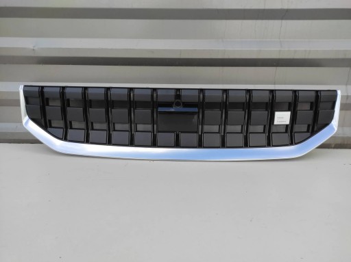 Решітка Polestar 2 31698060