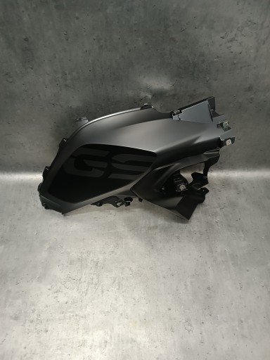 8556636 - BMW R 1250 GS 2022 K50 обтічники Капоти права сторона