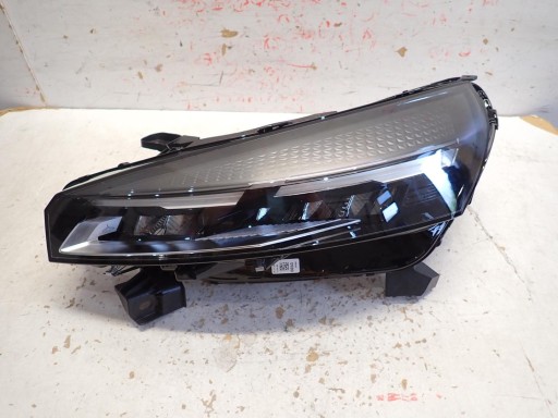 light front front left RENAULT CLIO V LIFT 2024- FULL LED 260600149