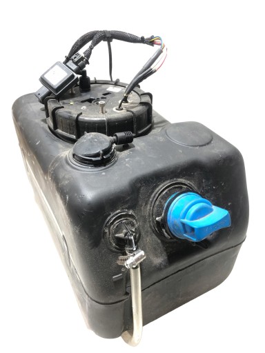 2054706901 - БАК AD BLUE 0444050199 MERCEDES E KASA C CLASS