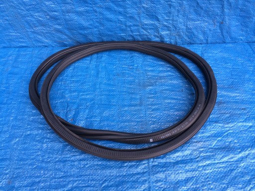 658867367C - SKODA KAMIQ УЩІЛЬНЮВАЧ КУЗОВА ДВЕРІ ЛІВИЙ ЗАДНІЙ