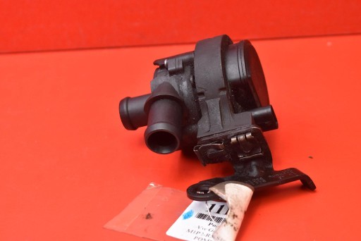 pump pump circulation of water 5G0965567 VW GOLF 7 VII 1.6 TDI 105 KM 12-17