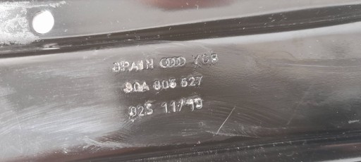 Audi Q5 80A FY držák chladiče levé 80A805527 (Q19)