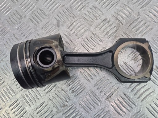 Piston avec bielle Mercedes Sprinter 2.2 W906 8349F OM651