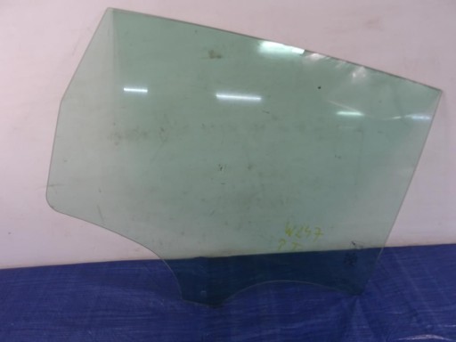 Скло правої задньої двері MERCEDES W247