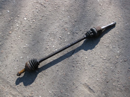 CHRYSLER VOYAGER 2.8 CRD semi-axis right front 04641882AD
