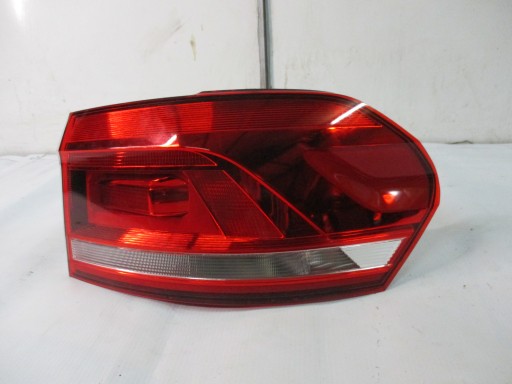 light right rear part VW Touran 5TA 945096A