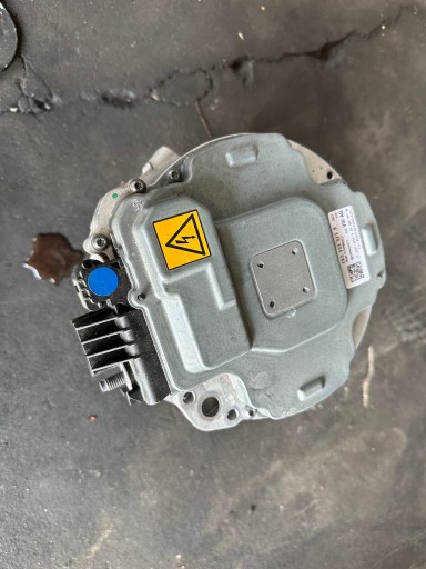 Генератор audi a8 d5 4n0903028r на регенер