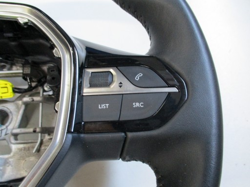 volant Peugeot 208 II