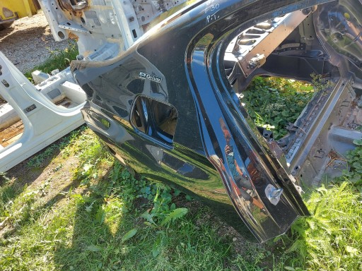 BMW G30 530E m-packet blatník záď pravý 416