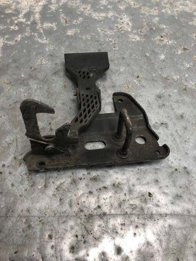 de la Serrure RYGIEL du capot AUDI A4 B7 8E0823480F