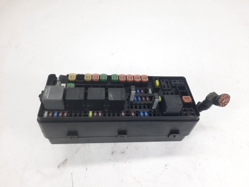 P68092914AC - Блок запобіжників lancia thema ii 300c