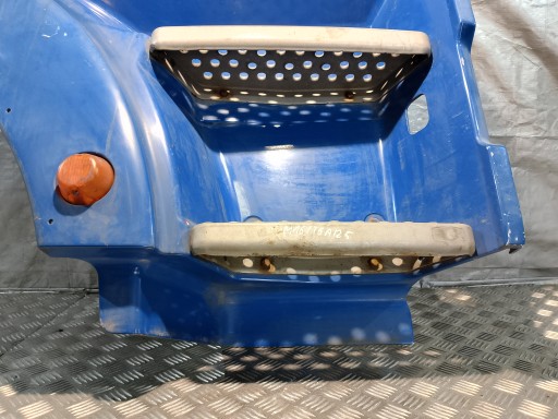 81615100824 STOPIEN STOPNICA right mudguard right SCHODKI MAN TGA 18
