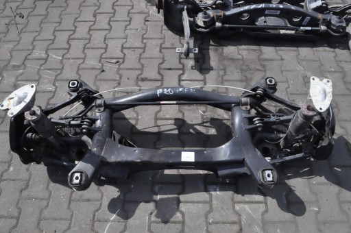 Bmw 4 f32 430i 2.0 16v 252км задня балка ступиця підвіски амортизатори