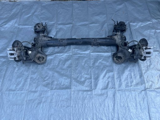 Jeep avenger балка задньої осі задня підвіска повна 2023-