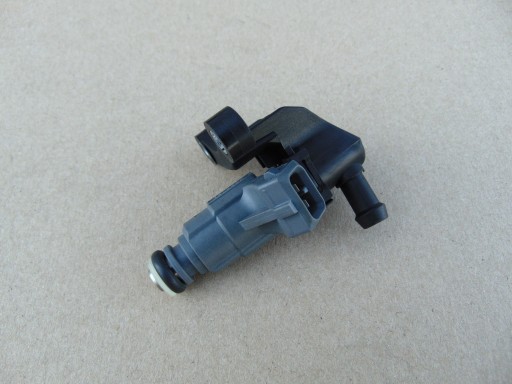 BMW F 650CS ТОПЛИВНЫЙ ИНЖЕКТОР