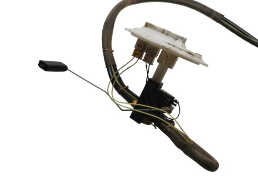 feed pump W tank VOLVO S60 and 2.4 D5 126KM 30792518