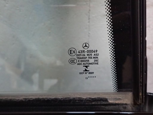 TÜR HECK RECHTS MERCEDES C KLASA W204 SEDAN