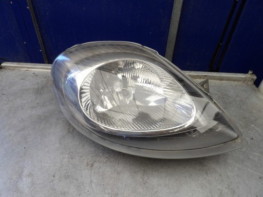Renault Trafic II light front right 7700311372 91165720 89005568 VALEO