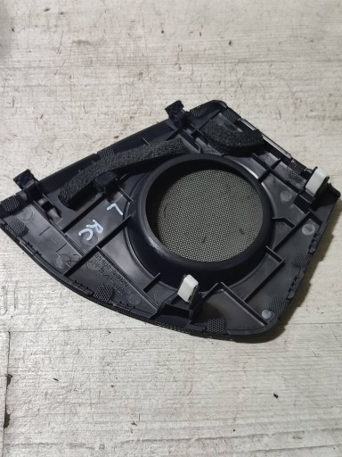 Lexus RC 2019 left side covering of the speaker niskotonowego