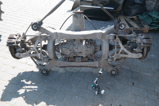 Диференціал задньої балки люлька honda legend iv kb1