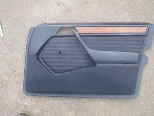 MERCEDES W124 обивка передней правой двери