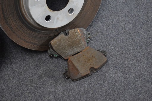 discs disc BMW 2 F45 F46 X1 F48 307x24 10km!
