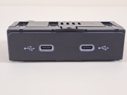 adapter GNIAZDA PORT USB LADOWARKI module SEAT ARONA FR LIFT 2024r