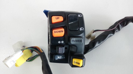 54TRFG - SUZUKI BURGMAN 650 левый переключатель