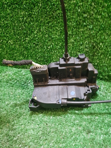 lock door left rear part rear RENAULT LAGUNA 3 6 PIN