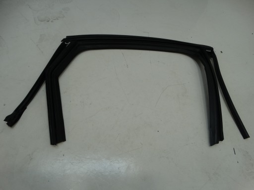 gasket windows door right rear part CITROEN C4 III 9833076580 2020R.