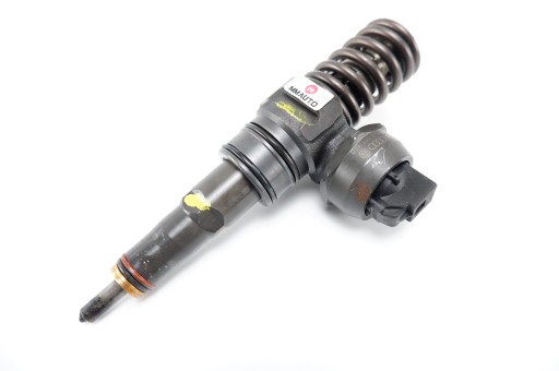 НАСОС-ФОРСУНКА VW GOLF V 1.9 TDI 105K 0414720215