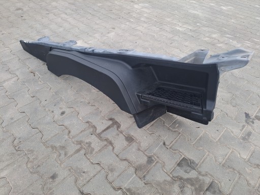 82218103 - ВЕРХНЯ ПРАВА СХІДКА RENAULT GAMA T RANGE