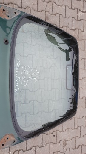 Скло задніх дверей NISSAN PRIMERA P11 HB