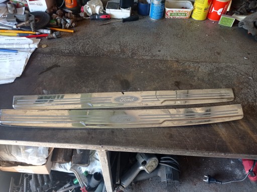 FORD MONDEO MK3-НАКЛАДКА НА ПОРОГ