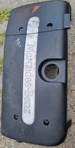 Кришка двигуна mercedes a6120100667