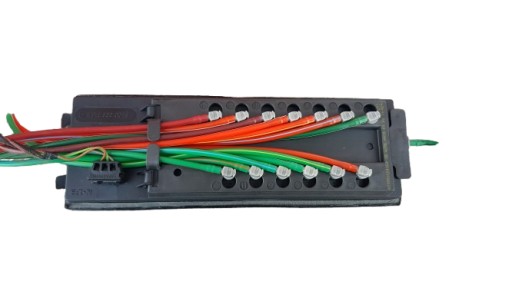 MERCEDES W208 ROZDZIELACZ de l’air A2108000078