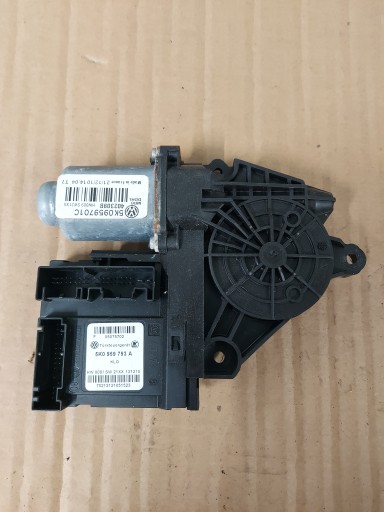 15197181450 - Мотор склопідйомника лівий передній vw golf vi 6 5k0959701c 5k0959793a