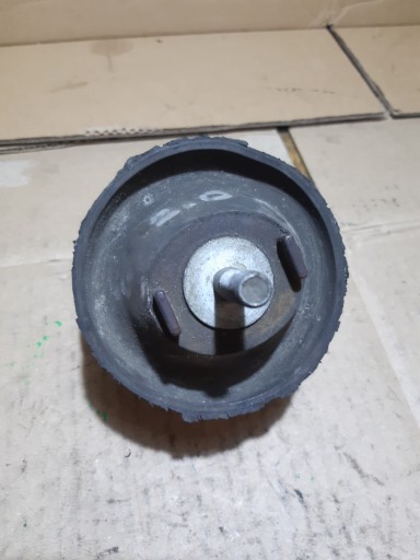 AUDI A6 C6 držák motoru 4F0199379C