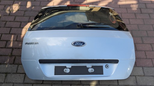 Ford fusion задняя дверь