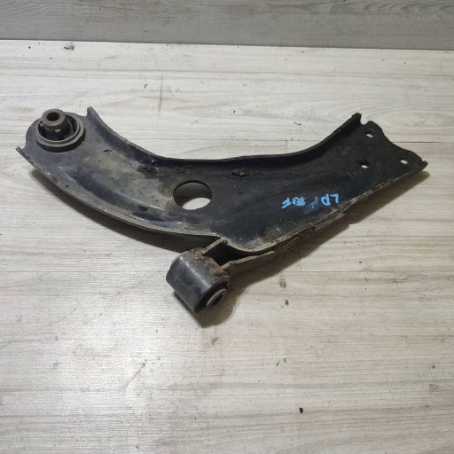 arm front front side left Peugeot Rifter