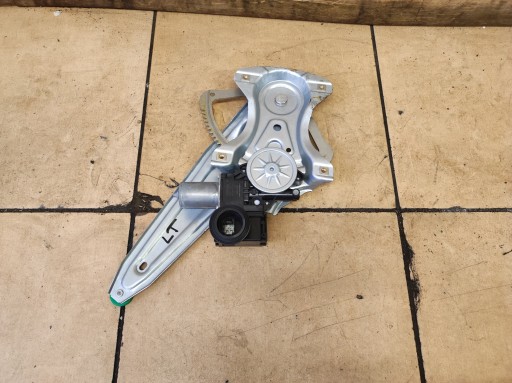 85710-0K270 - Механізм направляюча склопідйомник мотор двері задня ліва hilux viii 8