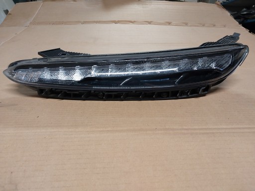 Светодиодная дневная ходовая лампа левая передняя drl hyundai kona i lift 92207-j9600